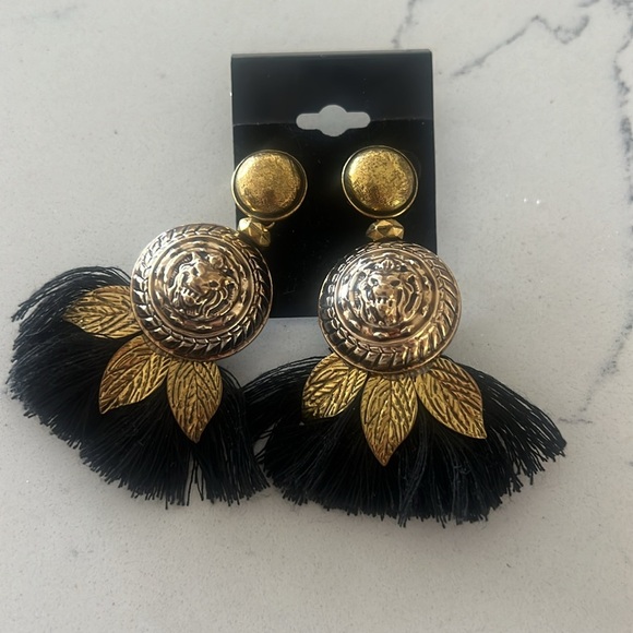 Gold Lion Black Fringe Earrings - Picture 1 of 6